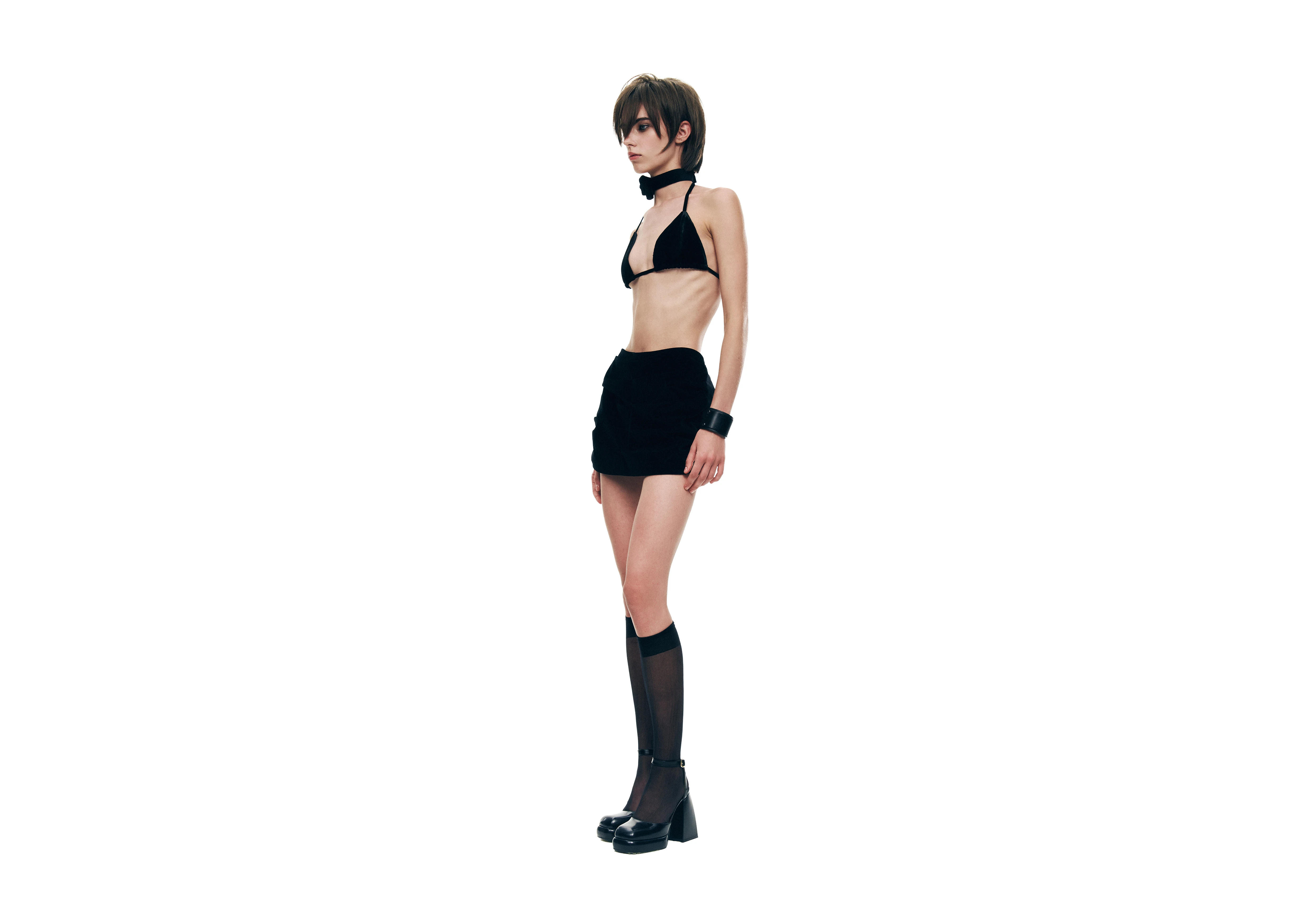 Velvet Choker Rose